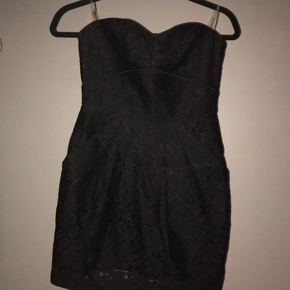 Forever 21 black lace dress